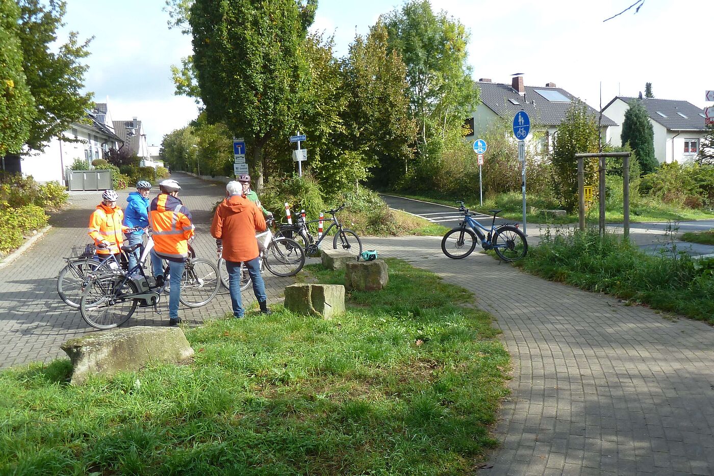 Befahrung des ADFC Bochum mit dem Tiefbauamt der Stadt: hier an der Springorumtrasse, Höhe Glockengarten