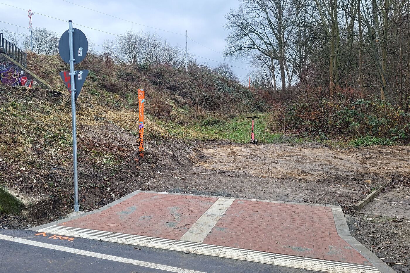 "Rampe" zur Unistraße